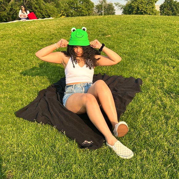 Meet your Posher, Phoinix! - Picture 1 of 1